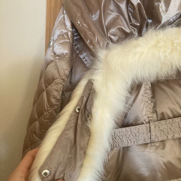 Women's down and feather winter coat NWT - Picture 4 of 6